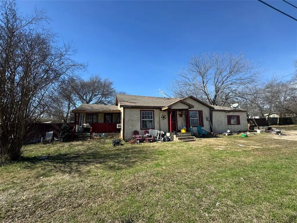 510 S Pecan Street, Bells, TX 75414