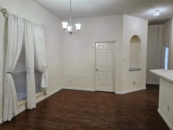 3406 Lake Highlands Drive, Rowlett, TX 75088