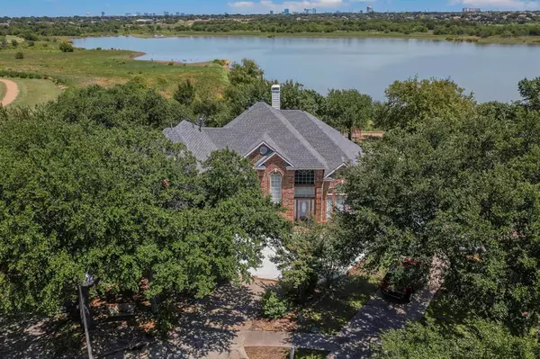 4049 Heron Cove Lane, The Colony, TX 75056