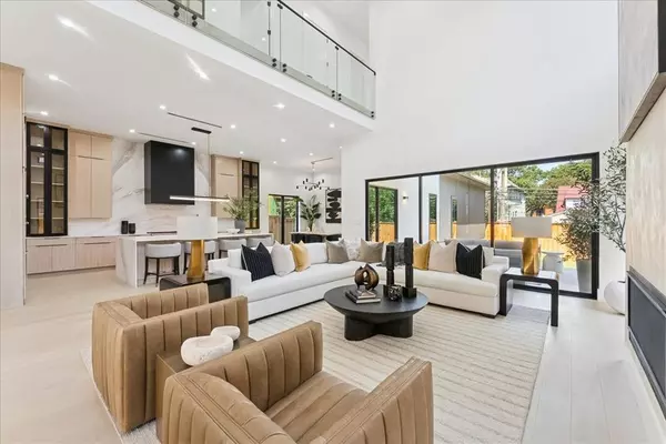 Dallas, TX 75214,7111 Coronado Avenue