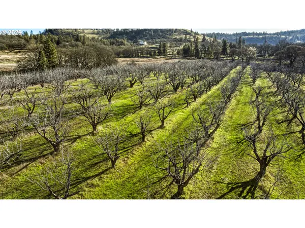 Dry Creek RD, Mosier, OR 97040