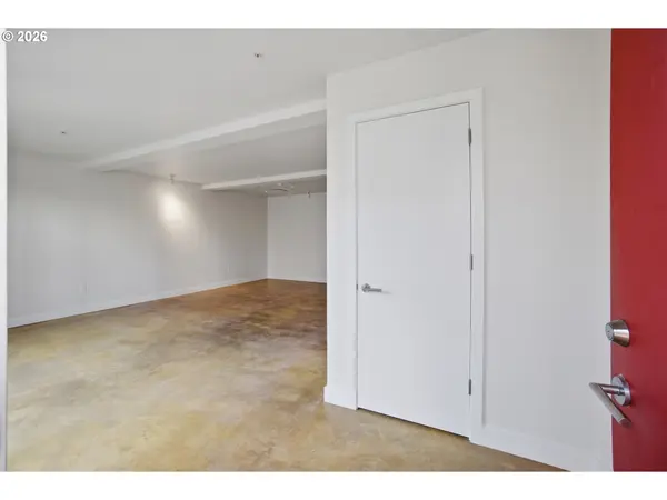 325 NE GRAHAM ST #6, Portland, OR 97212