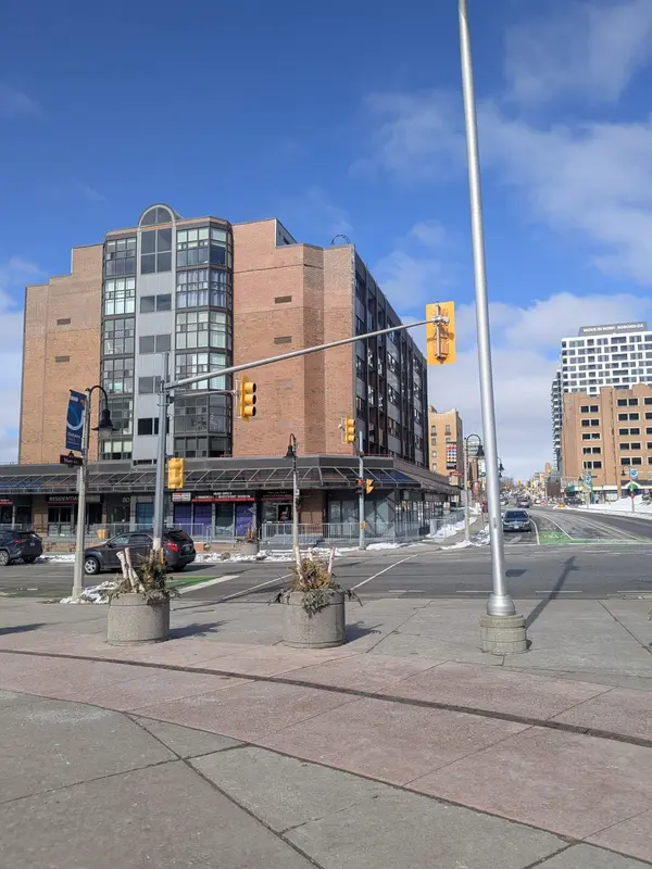 80 Athol ST E #607, Oshawa, ON L1H 8B7