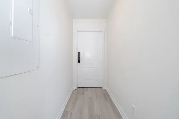 349 Wheat Boom DR #328, Oakville, ON L6H 7X5