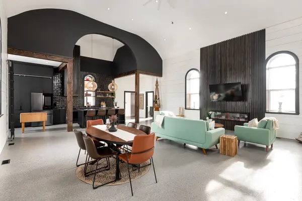 164 Ontario ST, Burk's Falls, ON P0A 1C0