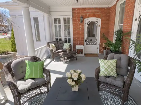 52 West Front ST, Stirling-rawdon, ON K0K 3E0