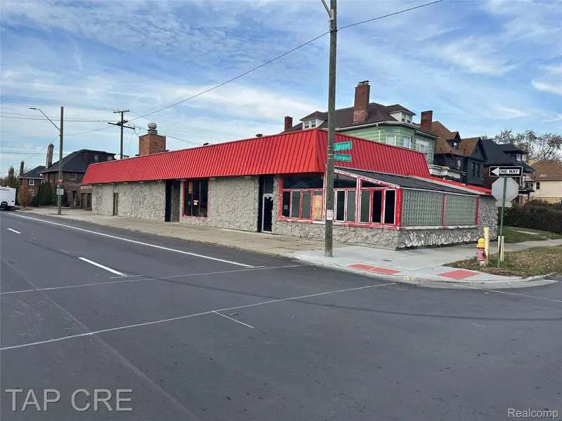 8902 Second, Detroit, MI 48202