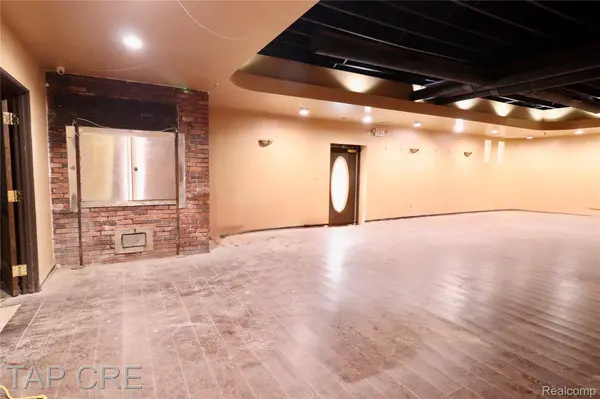 8902 Second, Detroit, MI 48202