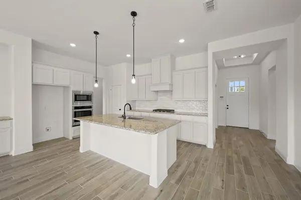 316 Bowrider Lane, Granbury, TX 76049