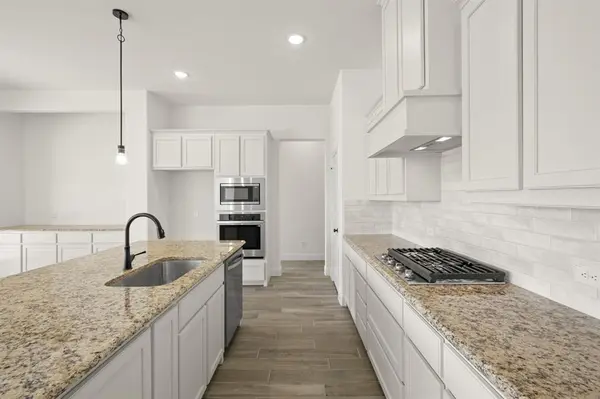 316 Bowrider Lane, Granbury, TX 76049