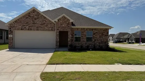 301 GALLANT MAN Court, Granbury, TX 76049