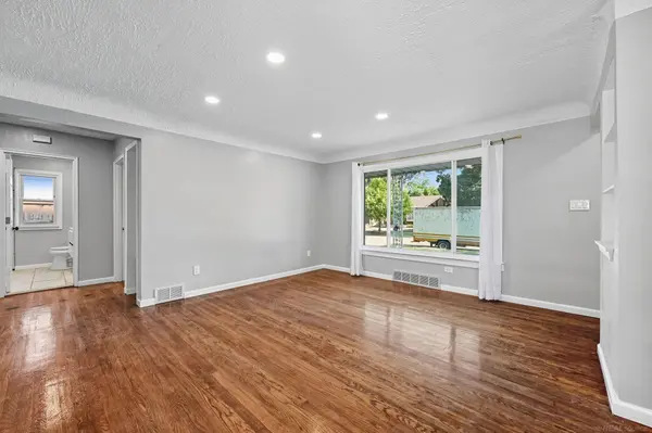 19947 Heyden ST, Detroit, MI 48219