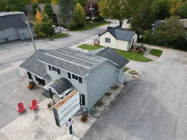 51 Ontario ST S, Lambton Shores, ON N0M 1T0