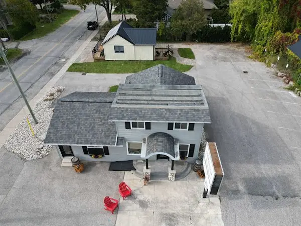 51 Ontario ST S, Lambton Shores, ON N0M 1T0