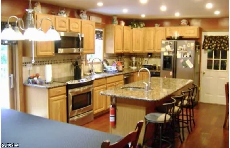 25 Panorama Dr, Vernon Twp., NJ 07461