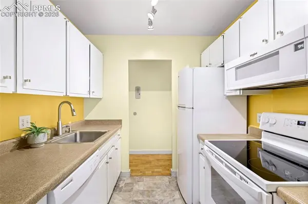 900 Saturn DR #609, Colorado Springs, CO 80905