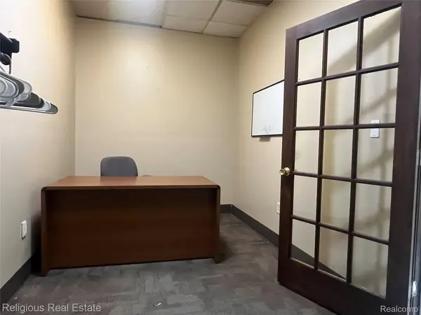 18900 Joy RD, Detroitcity_wayne, MI 48228