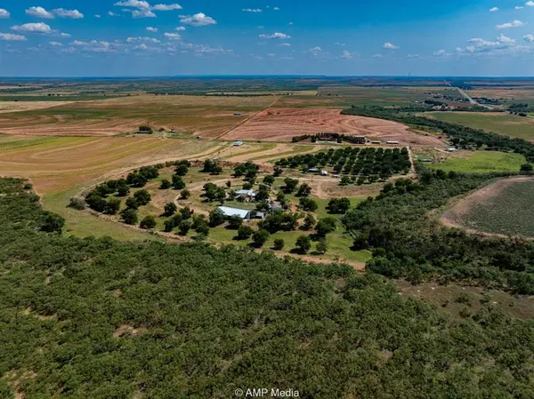 130 County Road 104, Roby, TX 79543