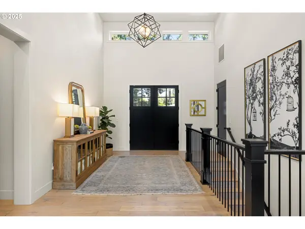 13585 GOODALL RD, Lake Oswego, OR 97034