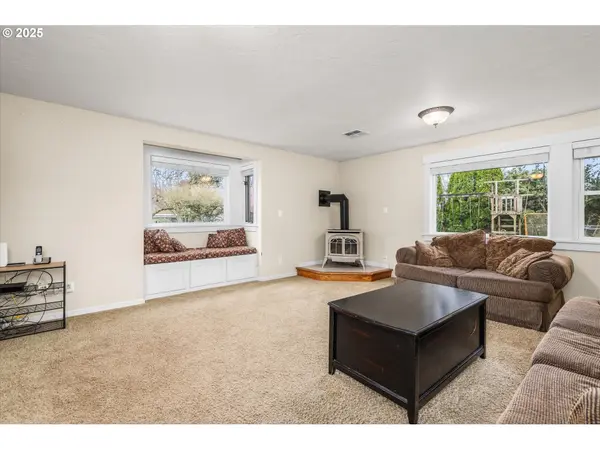 91033 WATER ST, Coburg, OR 97408