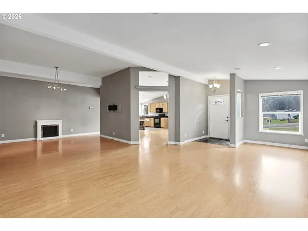 1213 VERDANT ST, The Dalles, OR 97058