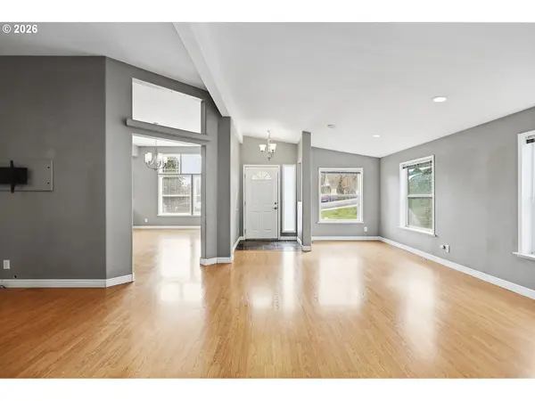 1213 VERDANT ST, The Dalles, OR 97058