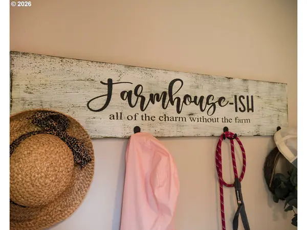 60813 CANYON CREEK LN, Canyon City, OR 97820