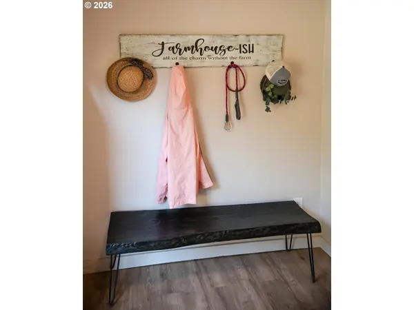 60813 CANYON CREEK LN, Canyon City, OR 97820