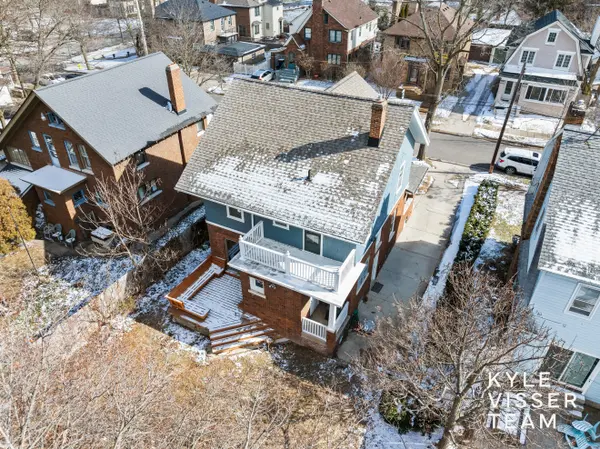 617 Rosewood AVE SE, East Grand Rapids, MI 49506