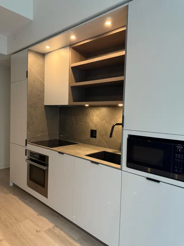 55 Charles ST E #1001, Toronto C08, ON M4Y 0J1