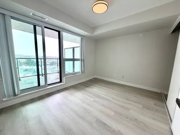 75 Norman Bethune AVE #604, Richmond Hill, ON L4B 0B6