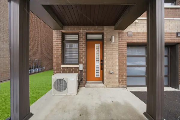 21 Hearne ST, Vaughan, ON L4L 0L9