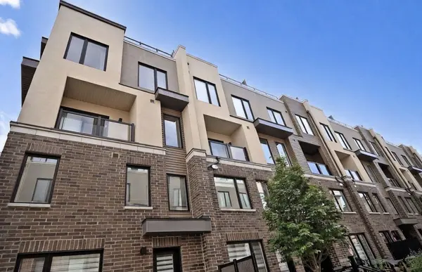 3409 Ridgeway DR #31, Mississauga, ON L5L 0B9