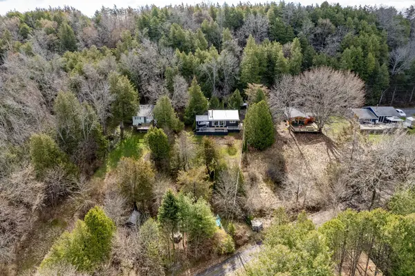 23 PC LN, Prince Edward County, ON K0K 2T0