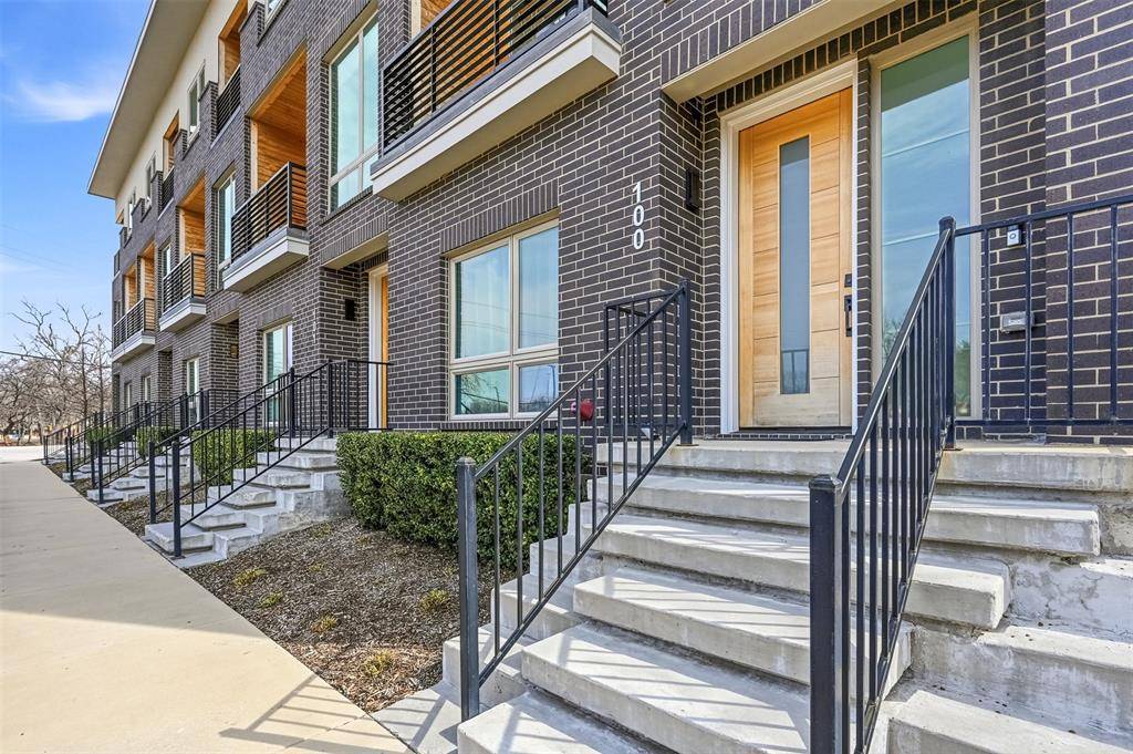 2620 Valley View Lane #100, Farmers Branch, TX 75234