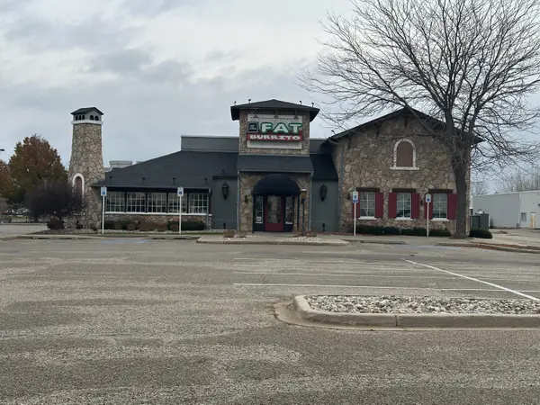 3015 W Shore DR, Holland Twp, MI 49424