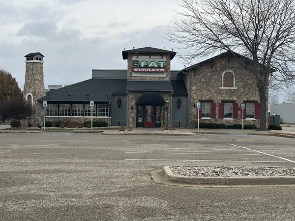 3015 W Shore DR, Holland Twp, MI 49424