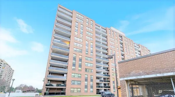 4 Lisa ST #1004, Brampton, ON L6T 4B6