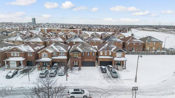 18 Dawes RD, Brampton, ON L6X 0R9