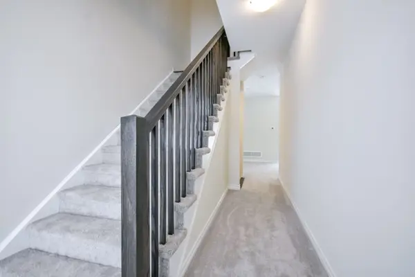 125 Mceachern LN, Gravenhurst, ON P1P 0H8