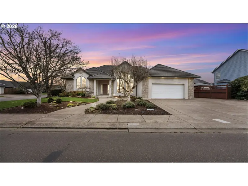 2680 E MOUNTAIN VIEW DR SE, Albany, OR 97322