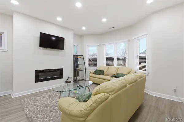 1675 Gladstone ST, Detroit, MI 48206