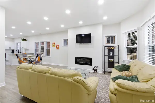 1675 Gladstone ST, Detroit, MI 48206