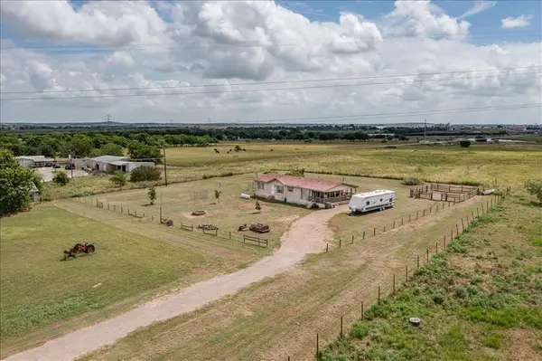 5680 County Road 1217, Cleburne, TX 76033