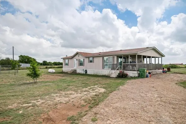 5680 County Road 1217, Cleburne, TX 76033