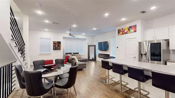 Dallas, TX 75206,5811 Bryan Parkway #10