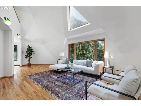 7210 NW GRANDVIEW DR, Corvallis, OR 97330