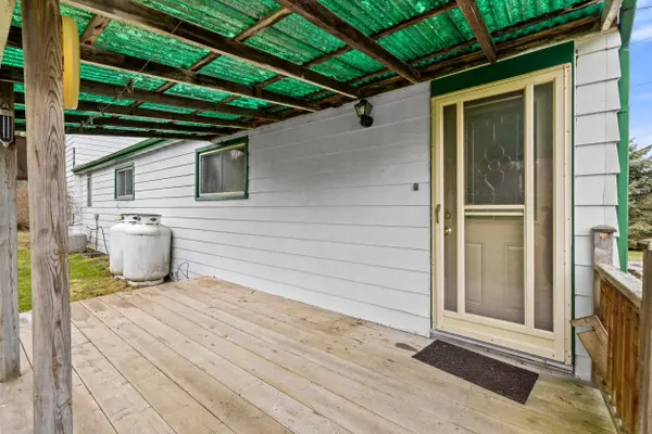 3070 Taunton RD E, Clarington, ON L1C 7A6