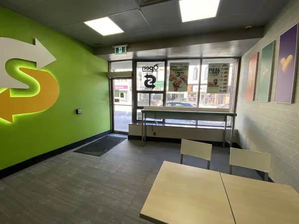 10 Simcoe ST S, Oshawa, ON L1H 4G2