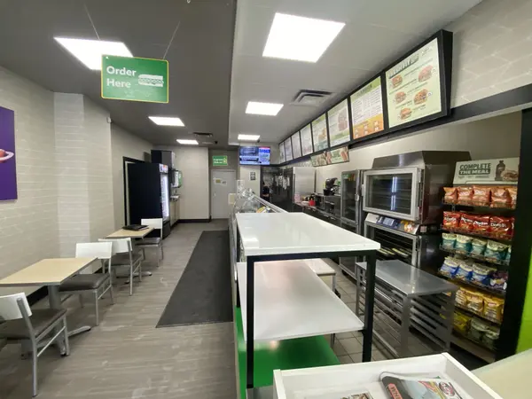 10 Simcoe ST S, Oshawa, ON L1H 4G2